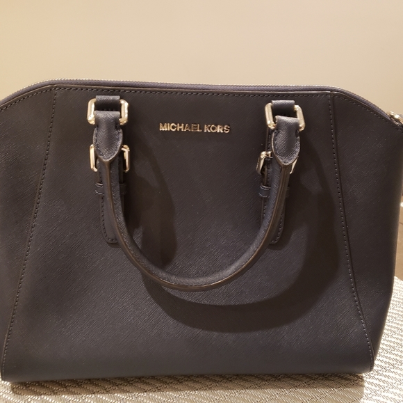 Brand New Michael Kors Bag - Picture 13 of 16
